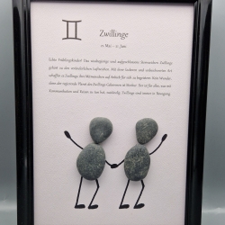 Steinbild Sternzeichen Zwillinge aus Kieselsteinen 