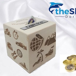 Unikat - Holz Sparbüchse,  mit eigenem Text , Spruch oder Logos