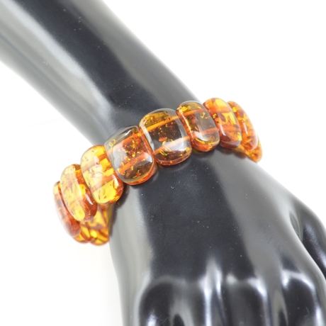 Baltischer Bernstein Armband – Schmuck mit natürlichem Charme