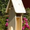 Vogelhaus mit Nistkasten und Futterplatz zum selbst bemalen