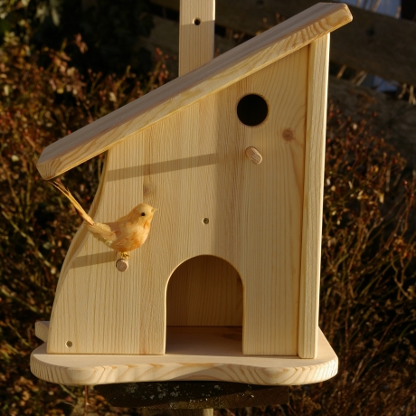 Vogelhaus, Futterhaus aus Holz, mit Nistkasten-zum Selbstbemalen
