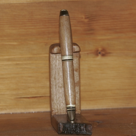 Kugelschreiber aus Walnuss(Mienenfarbe Personalisierbar)