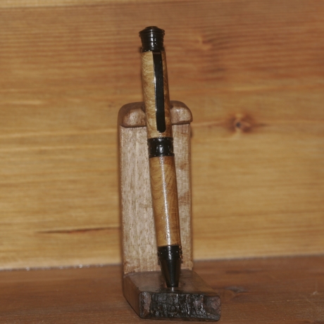 Kugelschreiber aus Eiche (Mienenfarbe Personalisierbar)