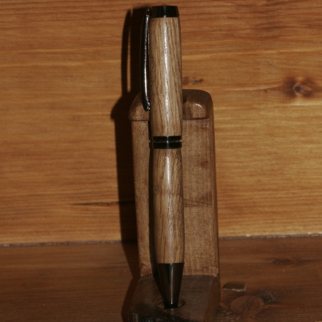 Kugelschreiber aus Eiche (Minenfarbe wählbar)