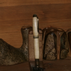 Kugelschreiber aus Ahorn(Minenfarbe wählbar)