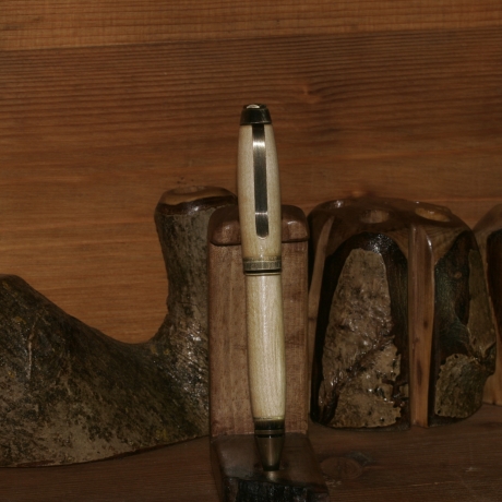 Kugelschreiber aus Ahorn(Minenfarbe wählbar)