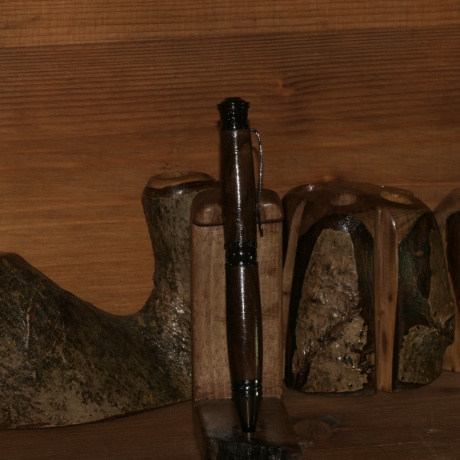 Kugelschreiber aus Walnuss(Minenfarbe wählbar)