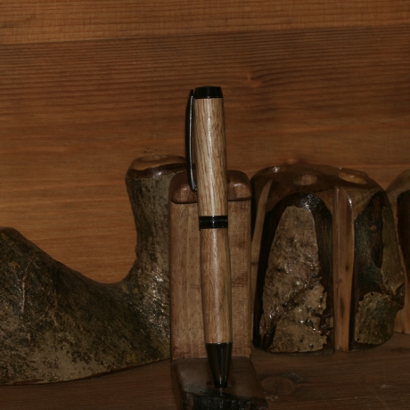 Kugelschreiber aus Eiche (Minenfarbe wählbar)