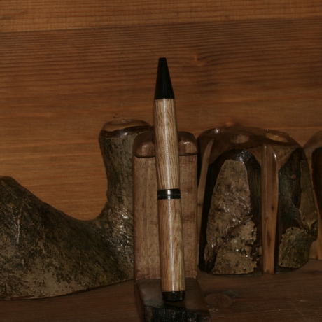 Kugelschreiber aus Eiche (Minenfarbe wählbar)