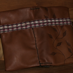 Tabak-Etui aus Leder geölt mit Verzierung