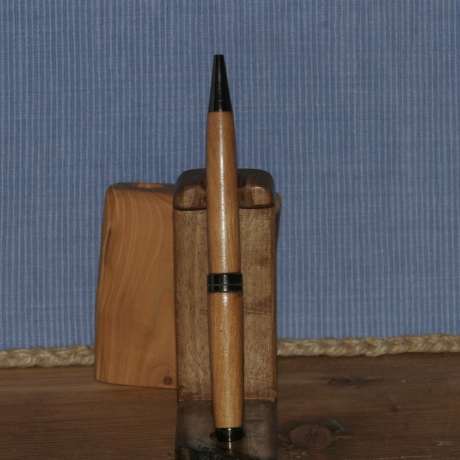 Kugelschreiber aus Zwetschge (Minenfarbe wählbar/Enkappe)