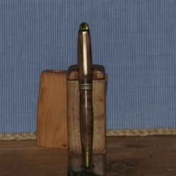 Kugelschreiber aus Walnuss(Minenfarbe wählbar)