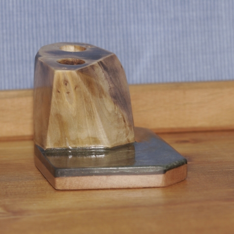 Stiftehalter aus Walnuss/Teak/Epoxy