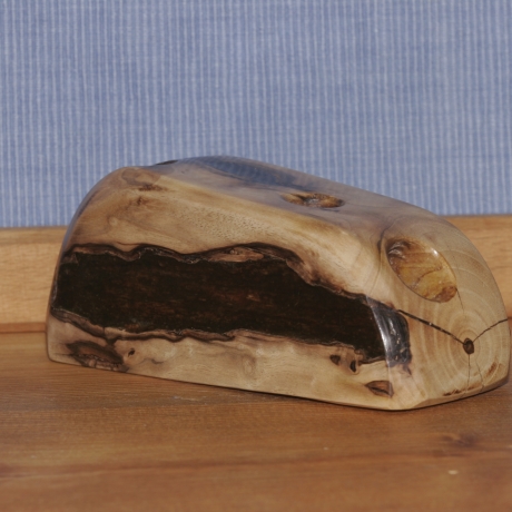 Stiftehalter aus Walnuss