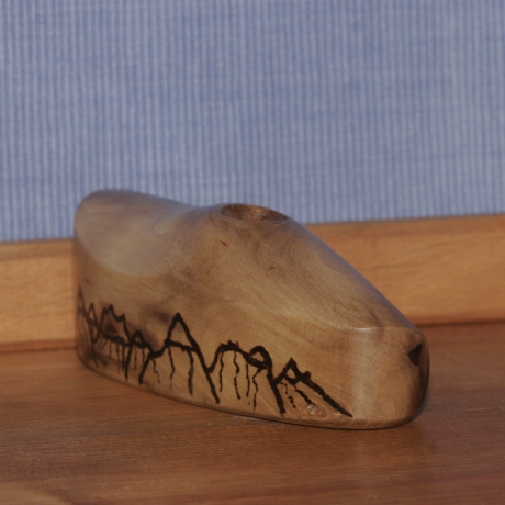 Stiftehalter aus Walnuss