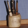 Stiftehalter aus Walnuss