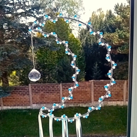 Sonnenfänger Mond Hellblau Perlen Wandschmuck Wohndeko Suncatcher