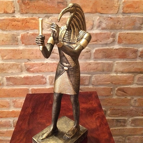 Figur der ägyptischen Gott Thot. 29 cm.