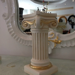 Kleine griechische Säule. 25 cm.