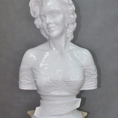 Büste von Marilyn Monroe. Schöne Dekoration. 66 cm.