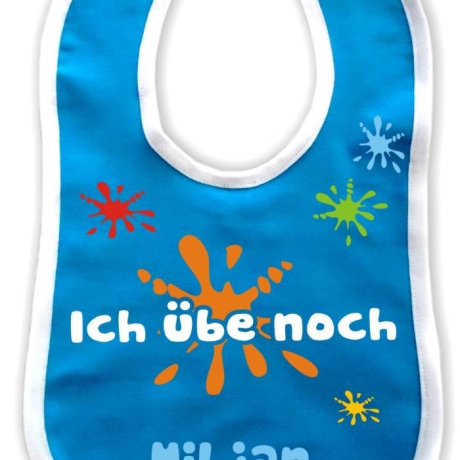 Baby Lätzchen farbiger Saum ICH ÜBE NOCH bedruckt mit Namen