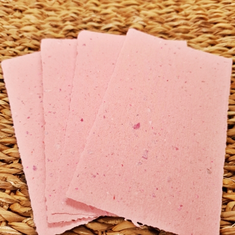 Handgeschöpftes Papier | 10 Bögen 13 × 8,5 cm | Rosa Büttenpapier