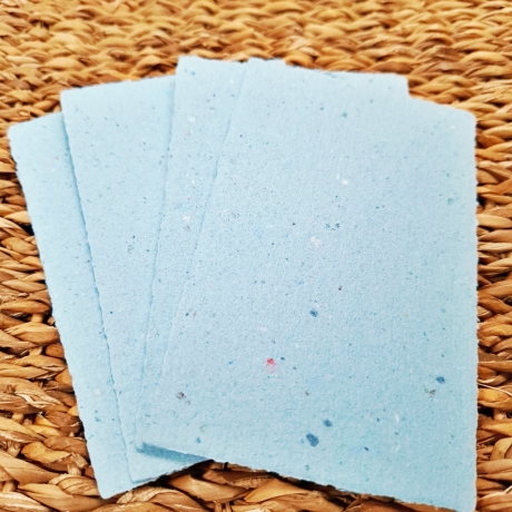Handgeschöpftes Papier | 10 Bögen 13x8,5 cm | Blaues Büttenpapier