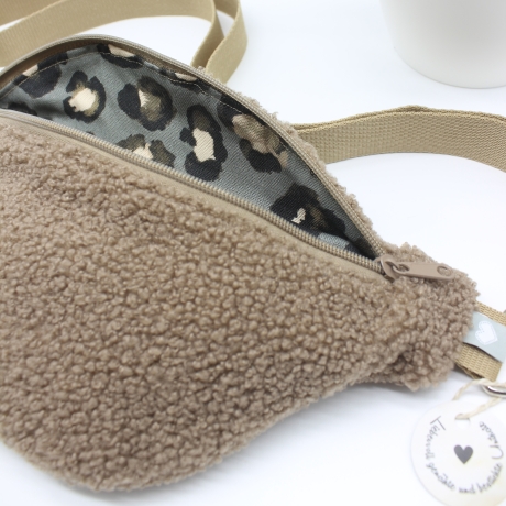 Bauchtasche Teddyplüsch Braun Leoprint Unikat Handmade