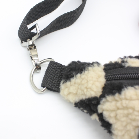 Bauchtasche Teddyplüsch Leoprint handgenähtes Unikat