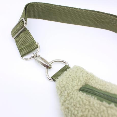 Bauchtasche Teddyplüsch Hellgrün geblümt Unikat Handmade