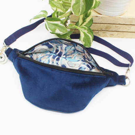 Bauchtasche Samt Dunkelblau Cross Body Bag Unikat Handmade