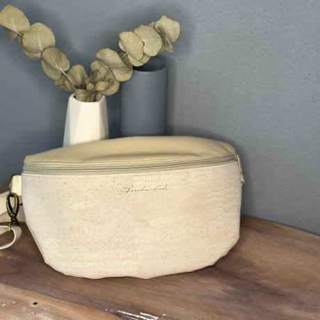 Bauchtasche BASY aus Kunstleder und Kork