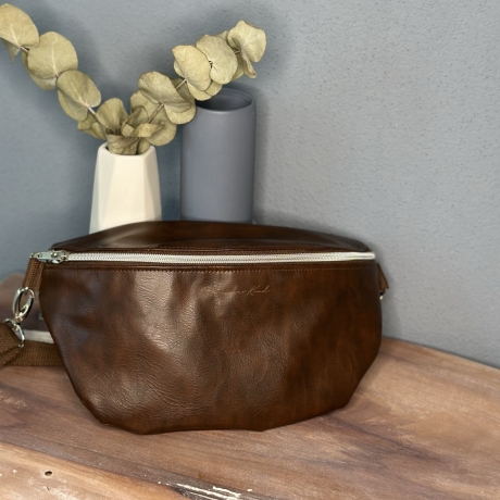 Bauchtasche BASY aus Kunstleder