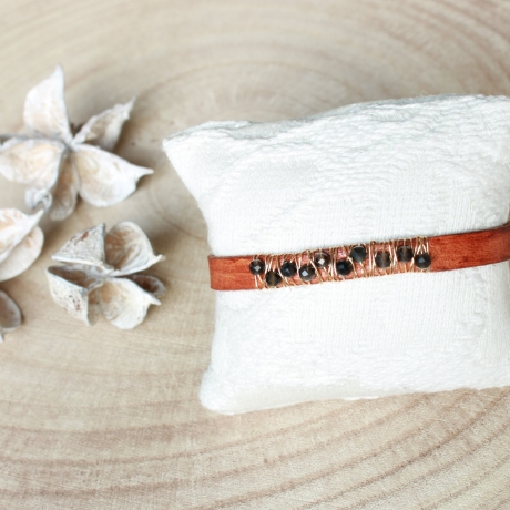 Lederarmband, Draht umwickelt mit Obsidian Perlen