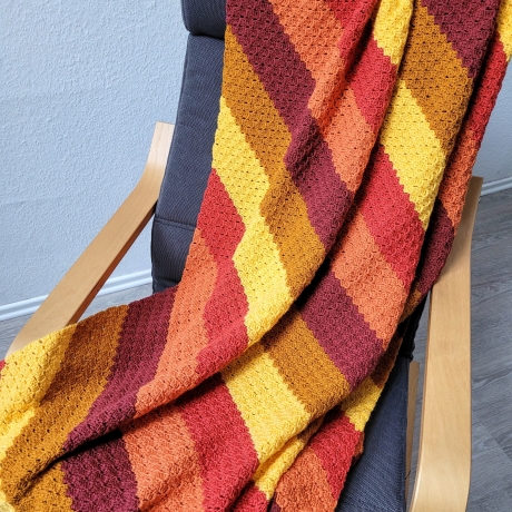 Große Häkeldecke, Tagesdecke, Sofadecke, Handarbeit