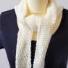 Weiches, kleines Stricktuch mit 10% Kaschmiranteil, Handgestrickt