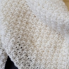 Weiches, kleines Stricktuch mit 10% Kaschmiranteil, Handgestrickt