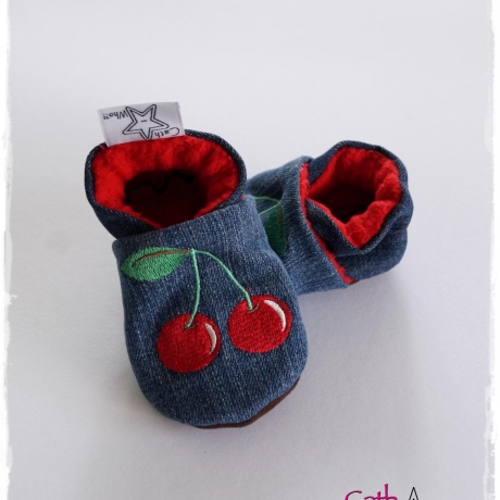 Upcycling Jeanspuschen Kirsche vegan