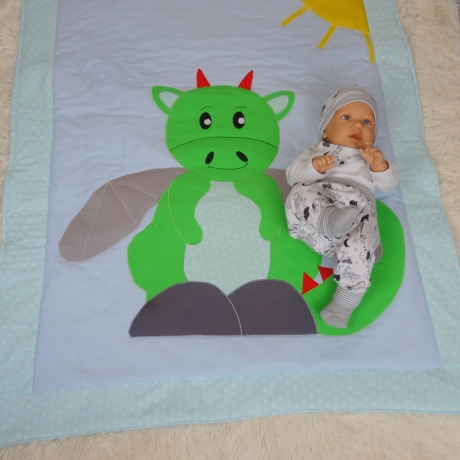 Krabbeldecke großer Drache,Patchwork, Kuscheldecke, Tagesdecke,