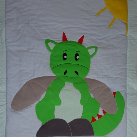 Krabbeldecke großer Drache,Patchwork, Kuscheldecke, Tagesdecke,