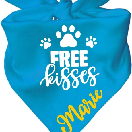 Dreieckstuch Hundehalstuch FREE KISSES personalisiert mit Name