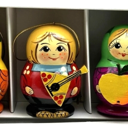 Sortiment 3 Geschenk-/Baumanhänger Holz, bunt, 6,5 cm Sortiment 3 Geschenk-/Baumanhänger Holz, bunt, 6,5 cm