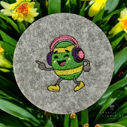 Einzeldatei tanzendes Ei - 04 - Größe: 4.89 x 5.59 cm