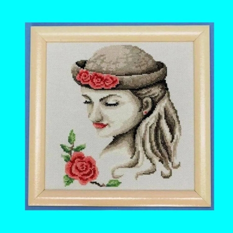 Gesticktes Bild Mädchen mit einer Blume 