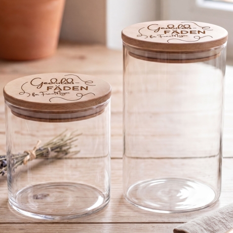 Geduldsfäden - Glas mit Deckel aus Buchenholz personalisierbar