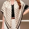 Damen Designertuch Seide, schwarzweiß Punkte, 90x90