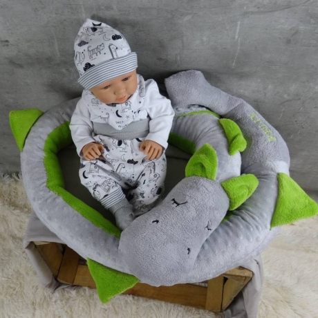Bettschlange Drache, Puckschnecke, Bettrolle, Wickeltischrolle