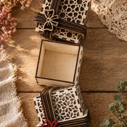 ???? Filigrane Geschenkbox aus Holz