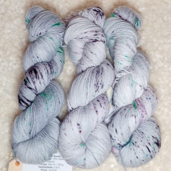 handgefärbte Wolle, Sockenwolle mit Merino, Wolle, Merinowolle