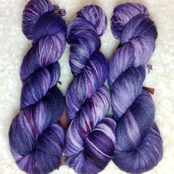 handgefärbte Wolle, Sockenwolle mit Merino, Wolle, Merinowolle